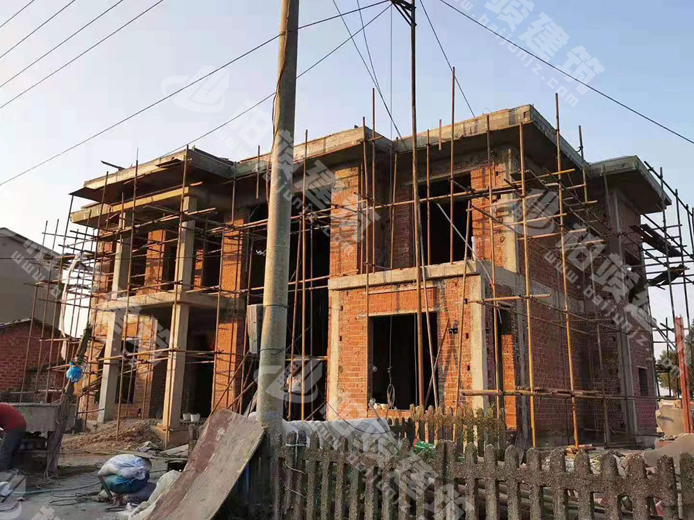 建房时室外散水标高怎么确定？散水施工工艺是怎样的？